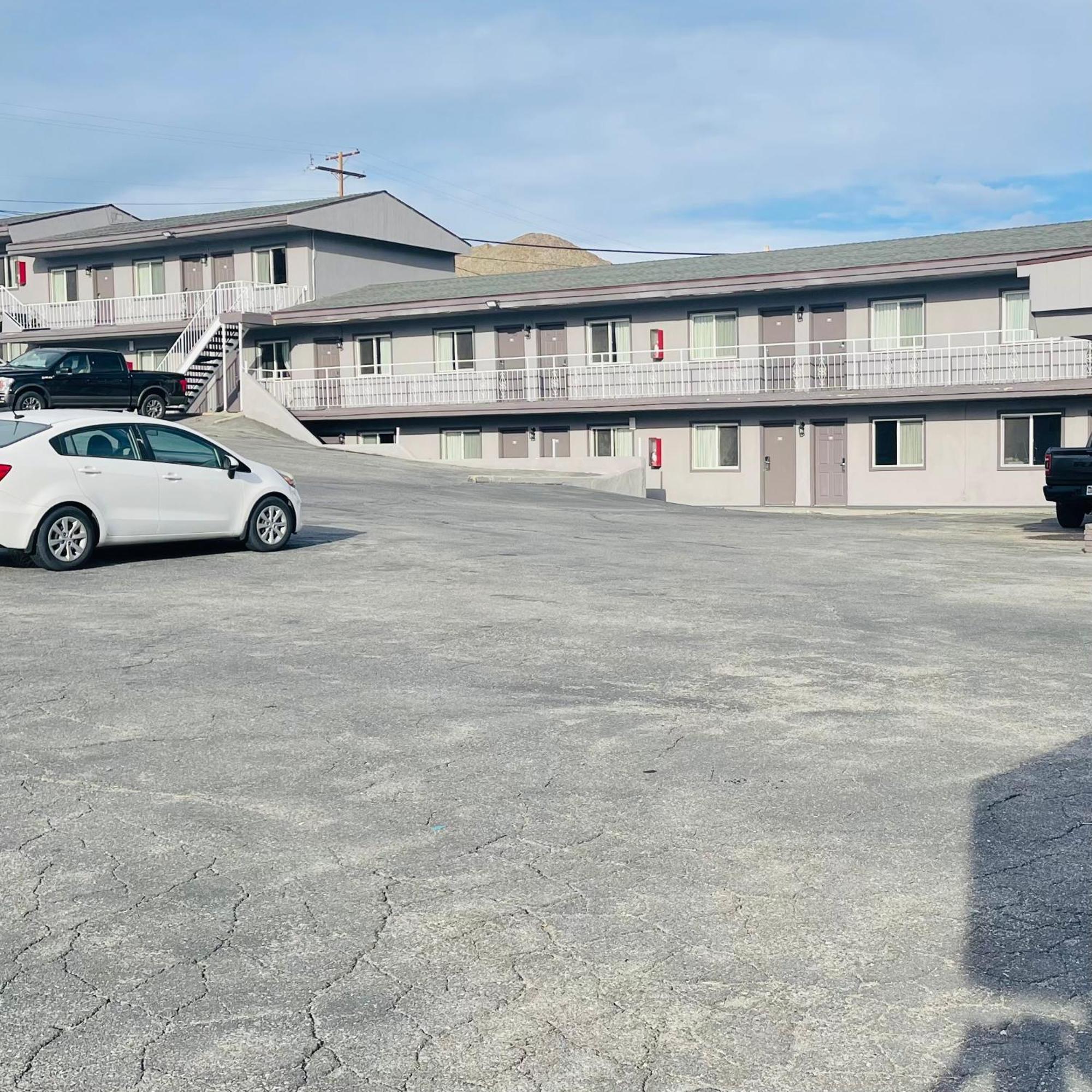 Dream Inn Tonopah Buitenkant foto